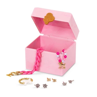 Our Generation 18" Doll With Jewelry Box & Pierced Ears - Nancy 5 Our Generation 18" Doll With Jewelry Box & Pierced Ears - Nancy - Image 3